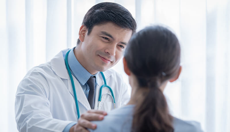 Doctor examining patient during medical visit in Thessaloniki